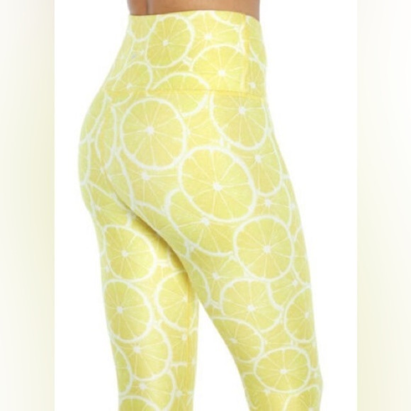 WILDFOX Sweat Lemon Leggings Small - Picture 8 of 8